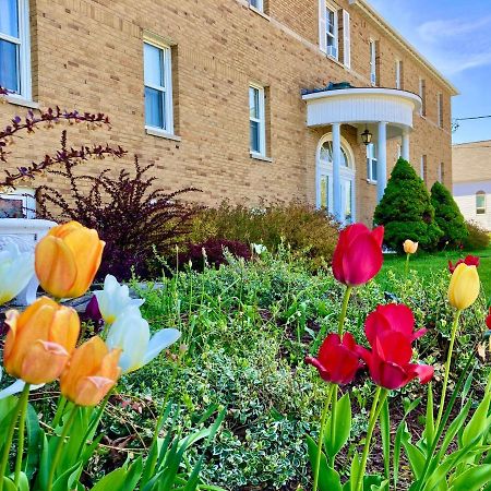 Garden Grove Retreat & Lodging Near Pictured Rocks, Fayette, Trails エクステリア 写真