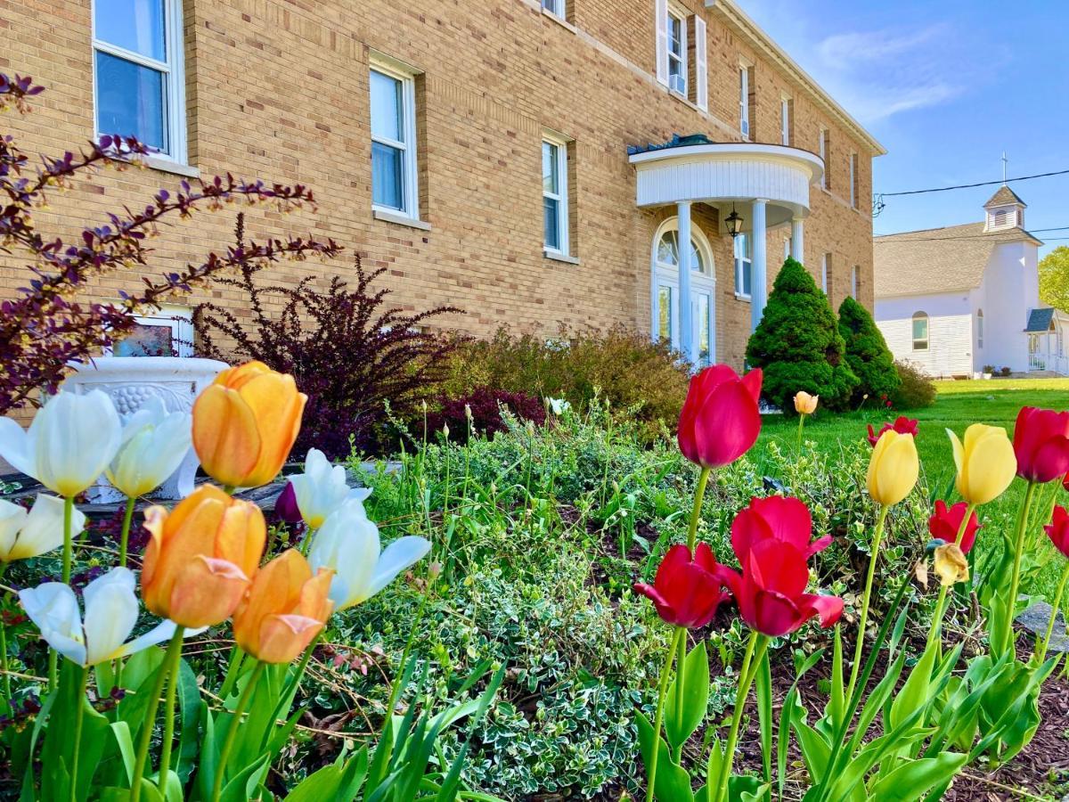 Garden Grove Retreat & Lodging Near Pictured Rocks, Fayette, Trails エクステリア 写真