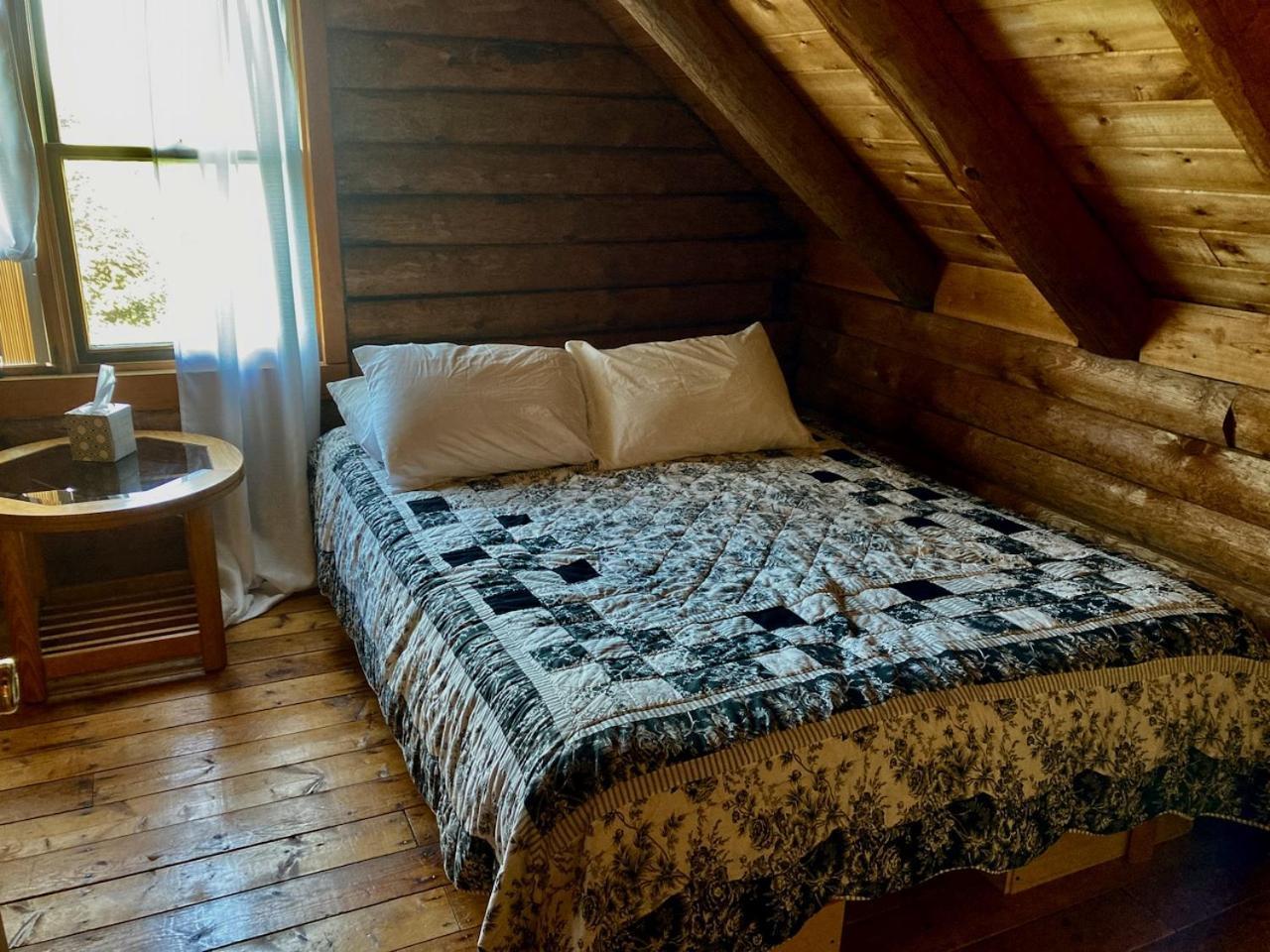 Garden Grove Retreat & Lodging Near Pictured Rocks, Fayette, Trails エクステリア 写真