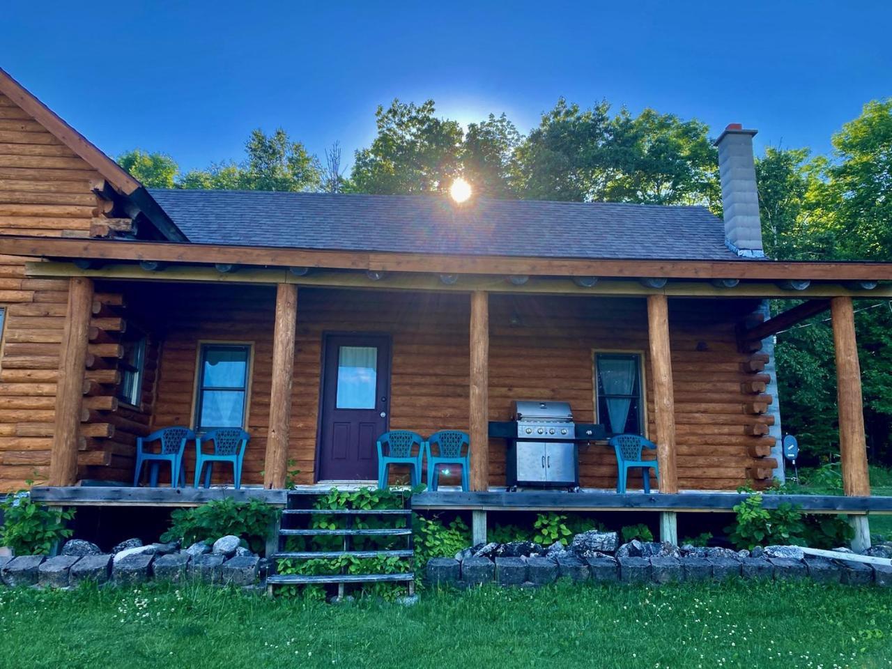 Garden Grove Retreat & Lodging Near Pictured Rocks, Fayette, Trails エクステリア 写真