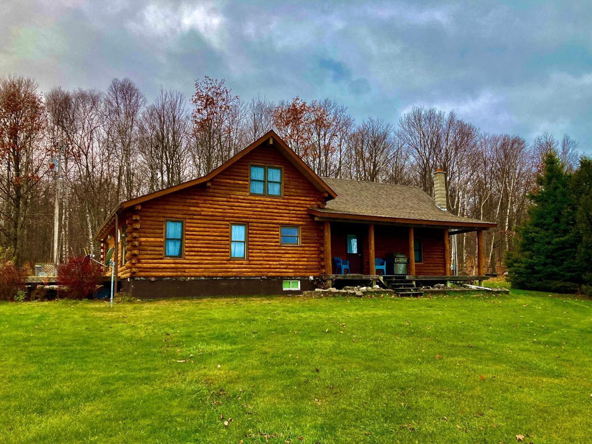 Garden Grove Retreat & Lodging Near Pictured Rocks, Fayette, Trails エクステリア 写真